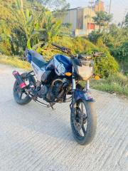 Yamaha FZs